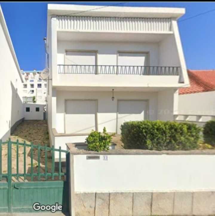 Casa em S. Martinho do Porto