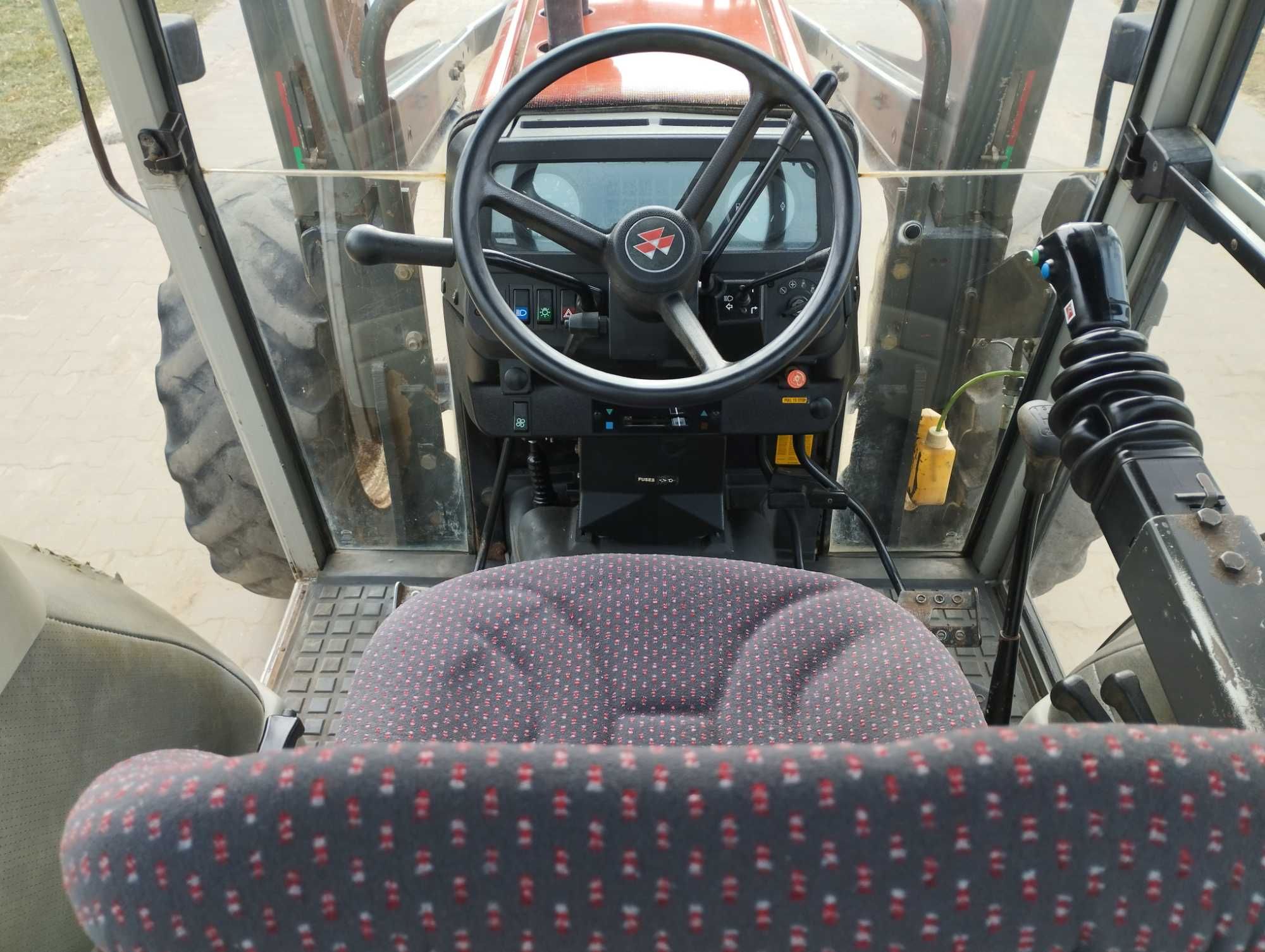 Massey Ferguson 375 , ładowacz, 4x4