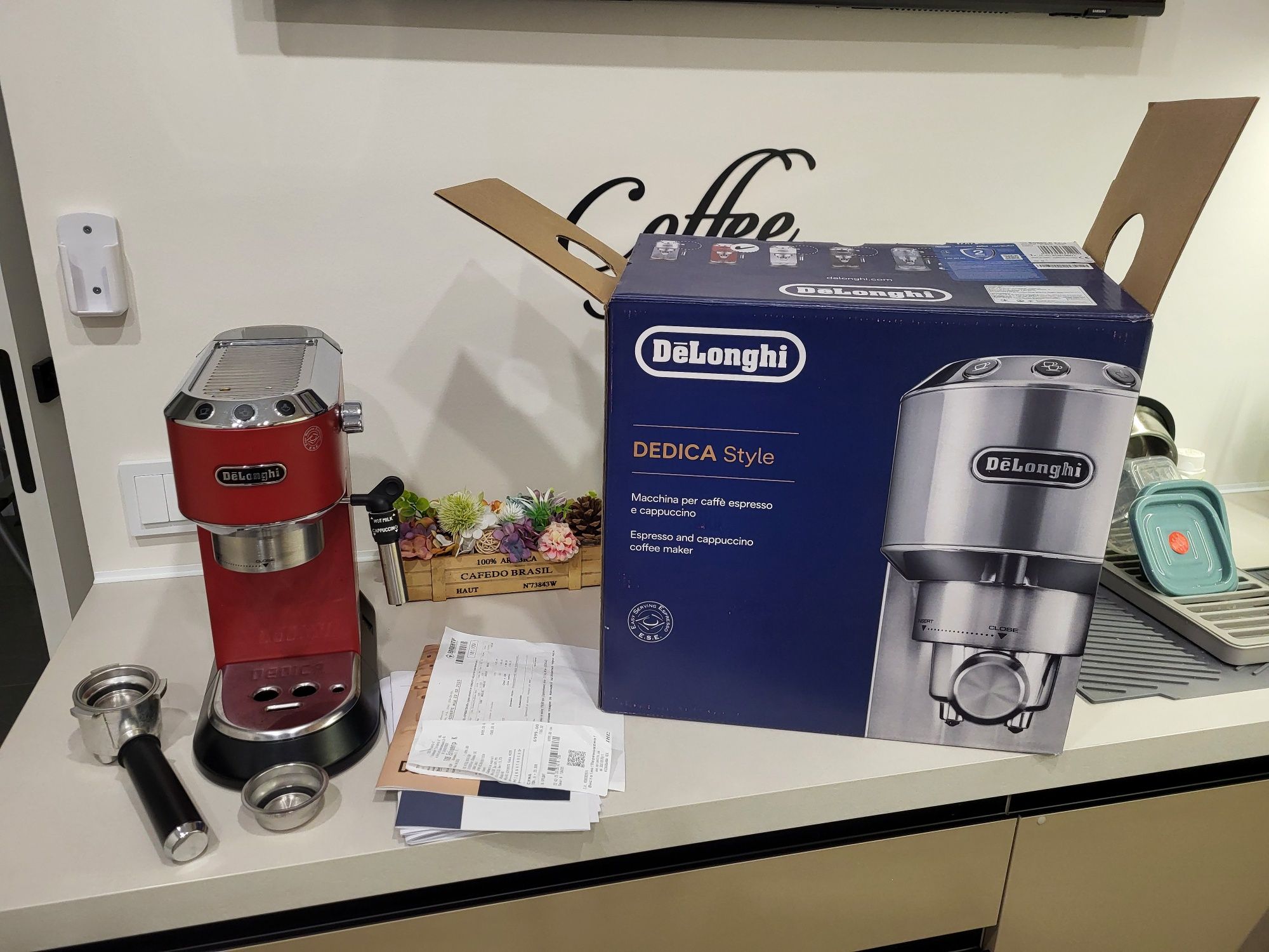 Кавоварка Delonghi на гарантії