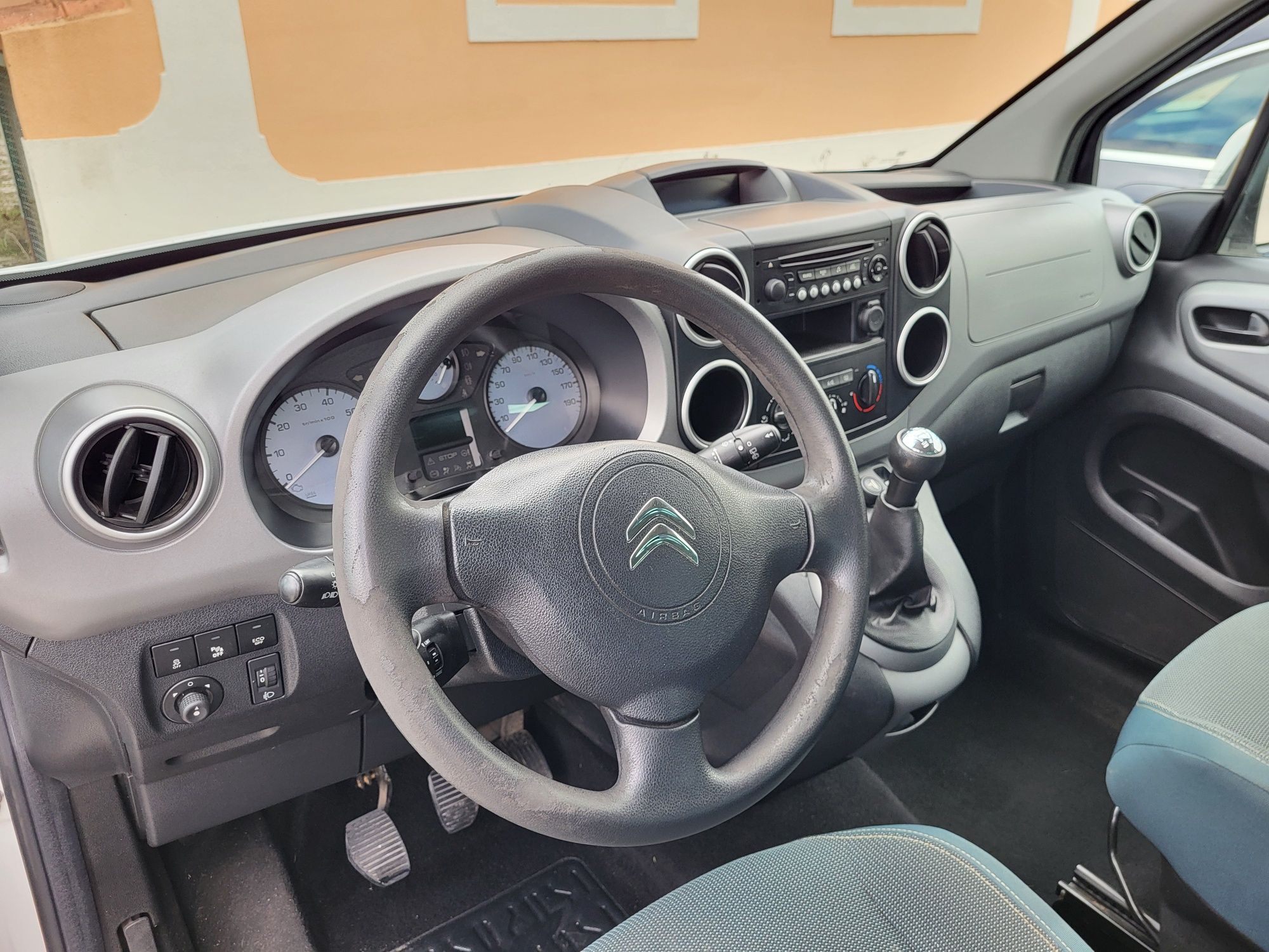 Citroën Berlingo Multispace 1.6 hdi / 100CV - 5 lugares