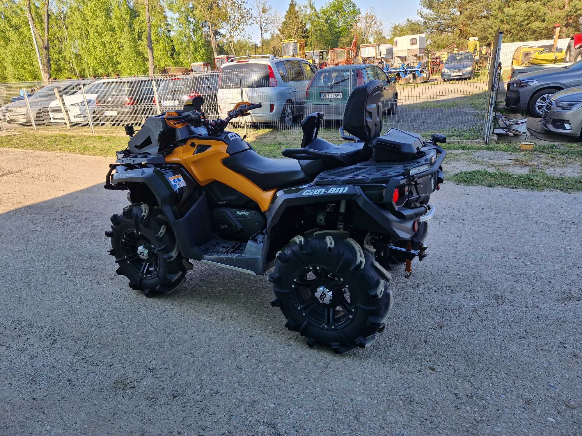 Qad Can-Am outlander 1000 z pługiem