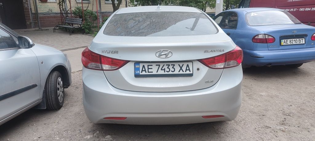 Hyundai Elantra 2013