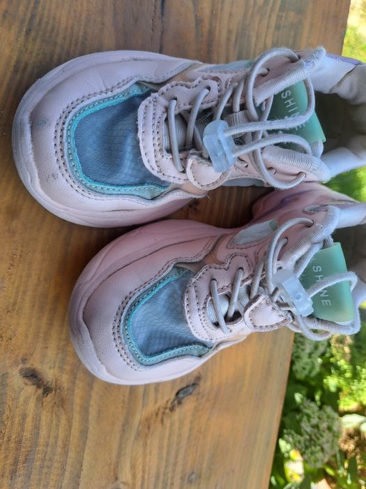 Buty sneakersy rozmiar 29 Reserved