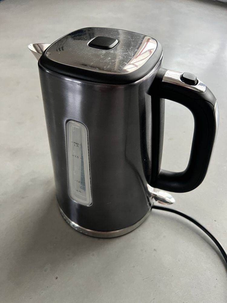 Czajnik elekteyczny russell hobbs 2400W duży 1.7L