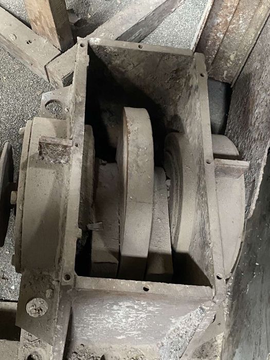 Промислові віброблоки для столів