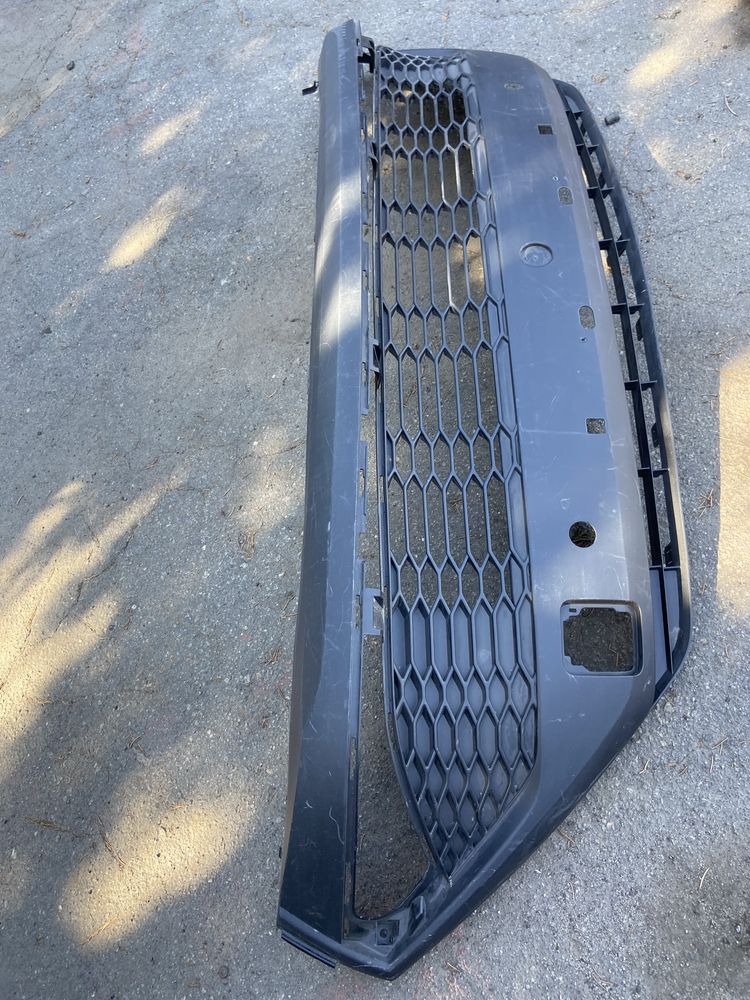 Решетка центральная Toyota CH-R 52129-f4110/30/40/50