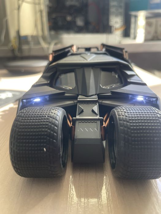 Бэтмобиль с эффектом дыма / огня (Spray) – бесплатная доставка .