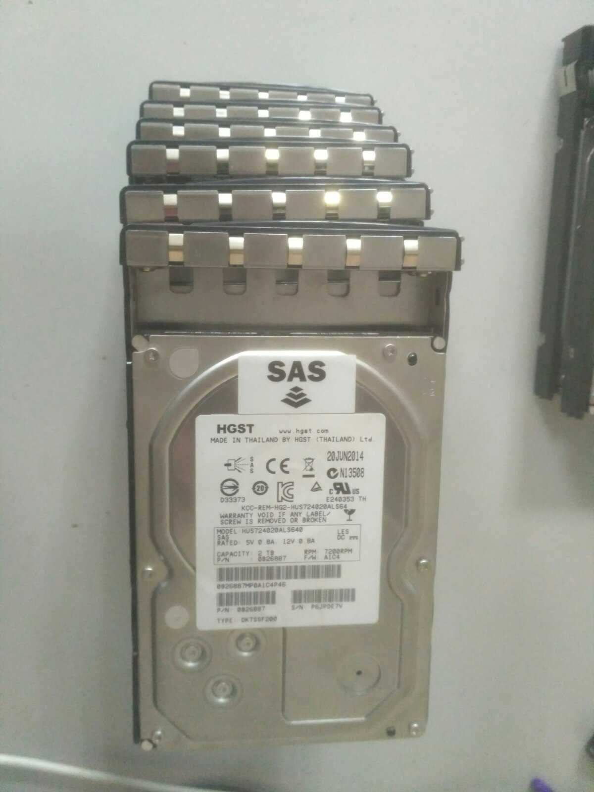 HDD SAS 2Tb, жорсткий диск  Hitachi HGST HUS724020ALS640 6 шт.