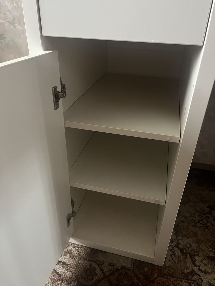 Biurko IKEA Micke Białe w bardzo dorbym stanie