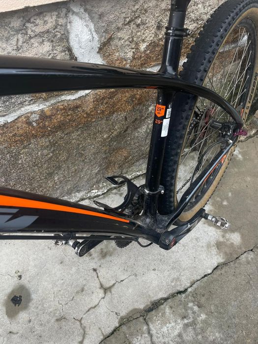 Bicicleta ktm carbono
