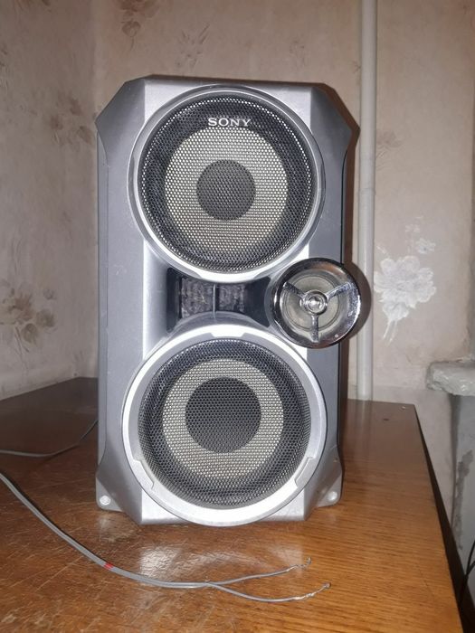 Музыкальная колонка