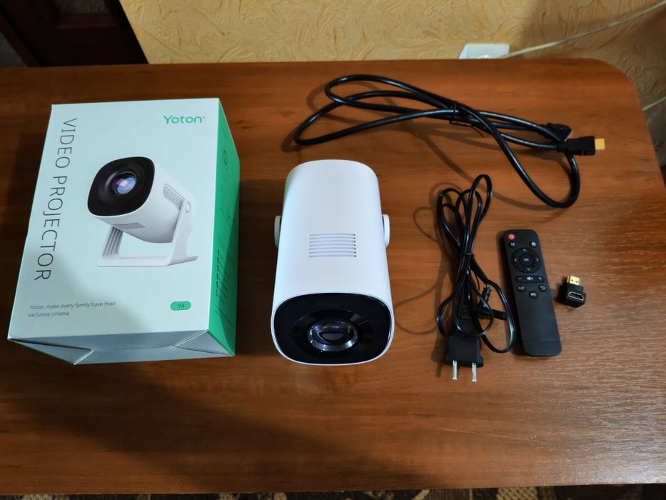 Проектор Yoton Y4 White