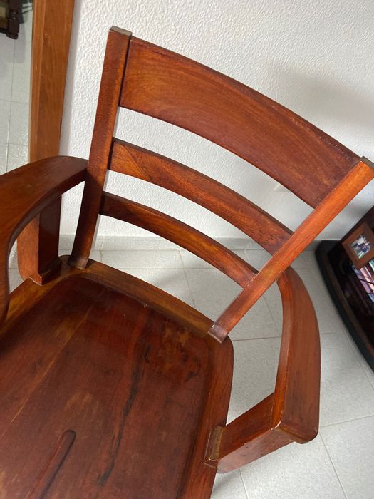 Cadeira madeira com braço