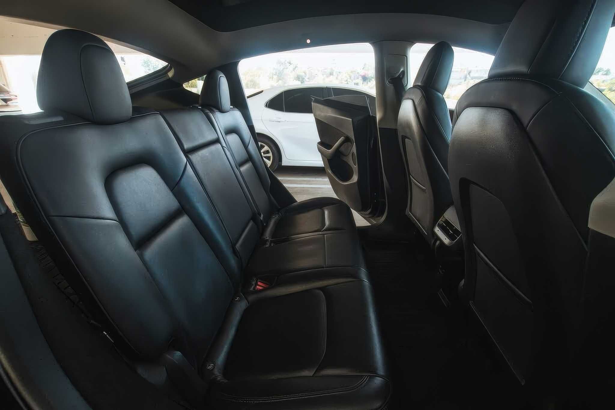 2023 Tesla Model Y Performance