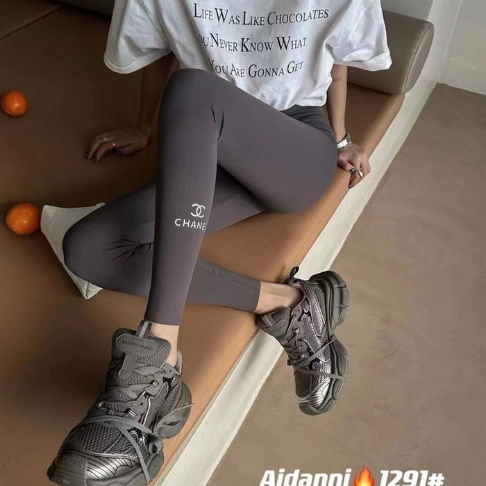 Жіночі лосини на спорт сірі і коричневі любов любовна