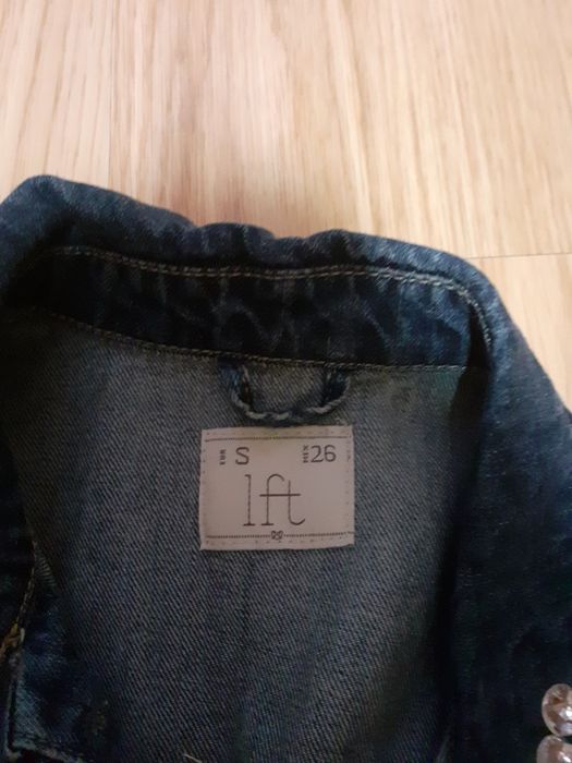 Colete de ganga com lantejoulas rosa