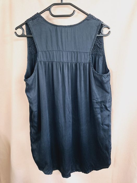 Bluzka bez rękawów jedwabna Just Female S 36 czarna