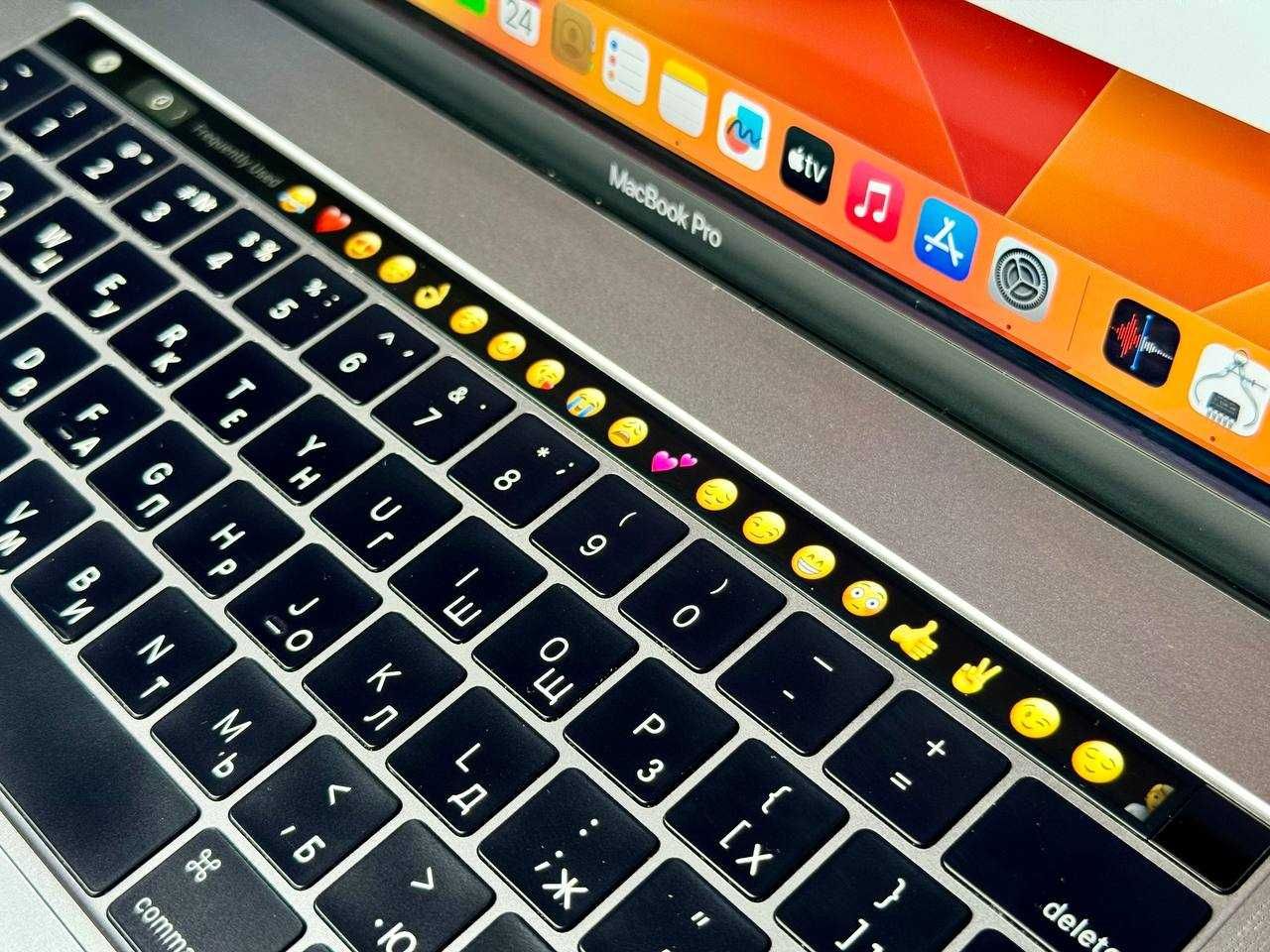 ВЖИВАНИЙ MacBook Pro 15" Space Gray (MPTR2) 2017