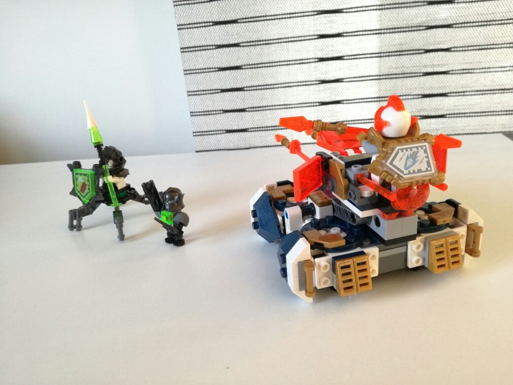 Lego Nexo Knights bojowy poduszkowiec LANCE'A 72001