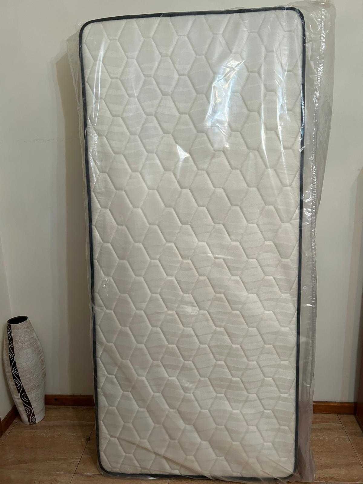 Sommier e colchão ortopedico 200x90 novos