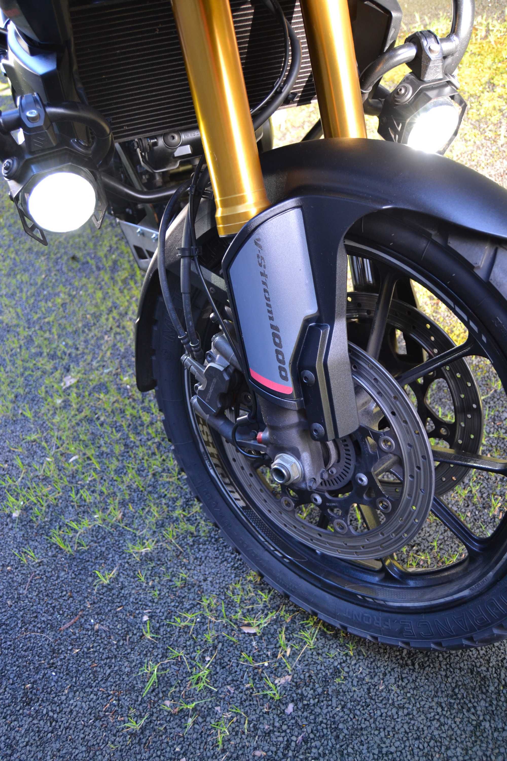Suzuki V Strom 1000