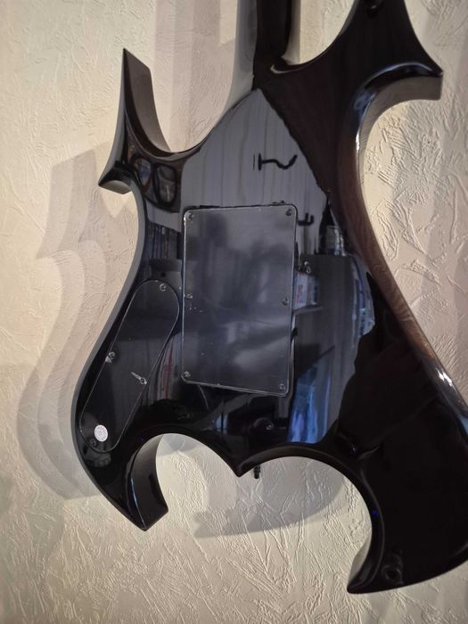 B.C. Rich Zombie NJ Neck Thru Series gitara elektryczna