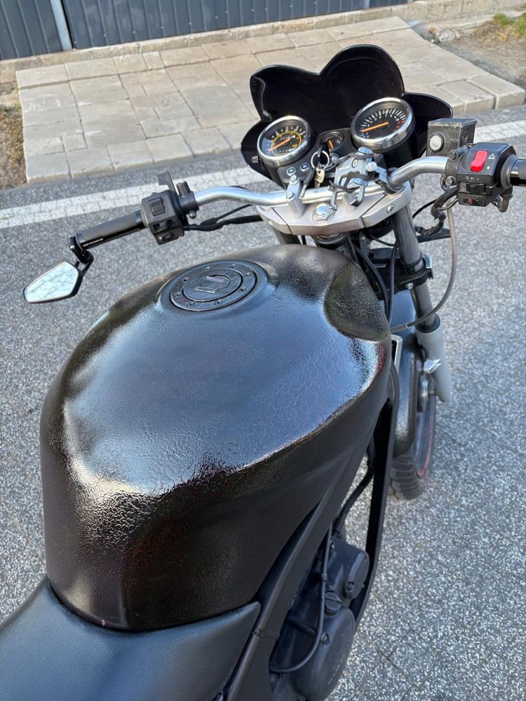 Motocykl Hyosung 250/125 kat.A1