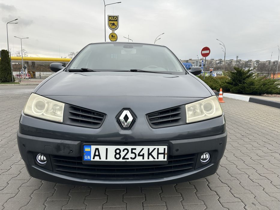 Рено Меган 1.6 автомат газ