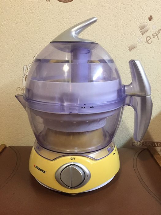 Соковыжималка центробежная Aurora AU 119