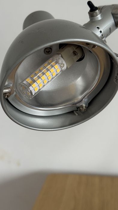 Lampka biurkowa ikea