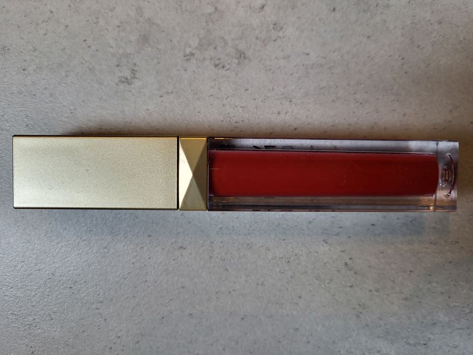 Pomadka, szminka w płynie Wonder Match Eveline, 06 Classic Red