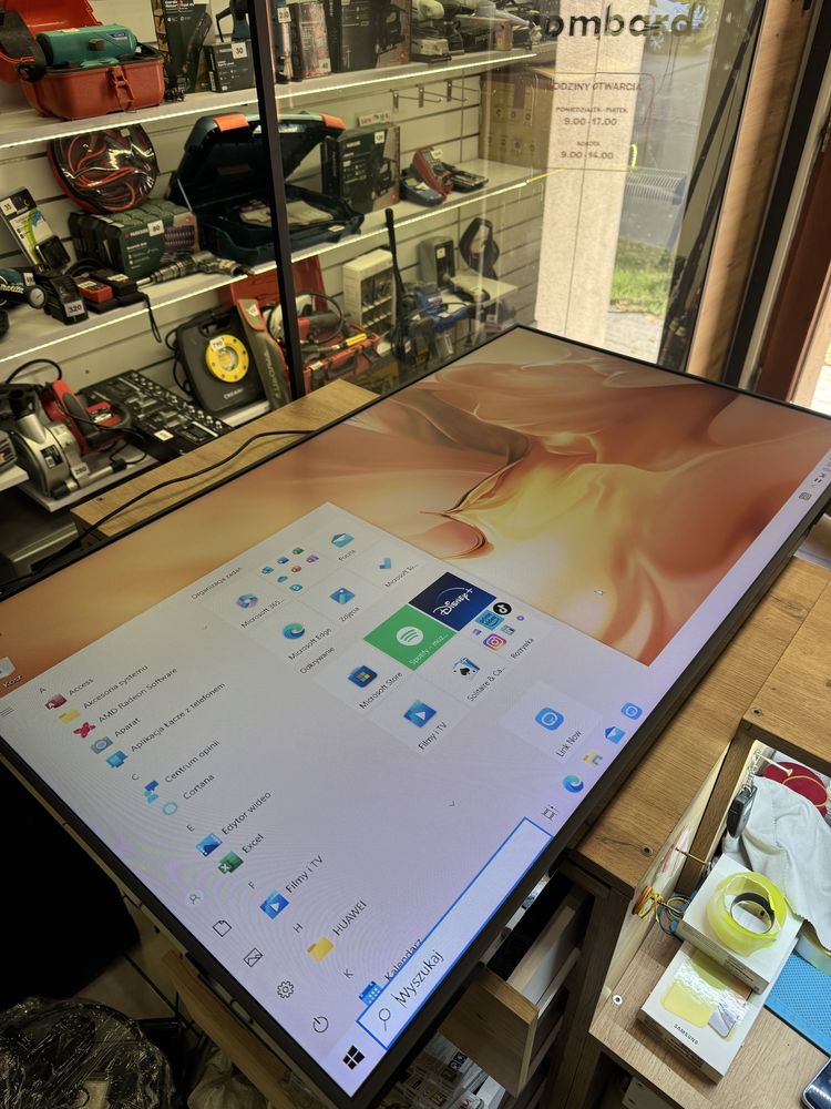 Monitor przemysłowy Samsung Smart Signage PM49H -- otoLombard Lumik