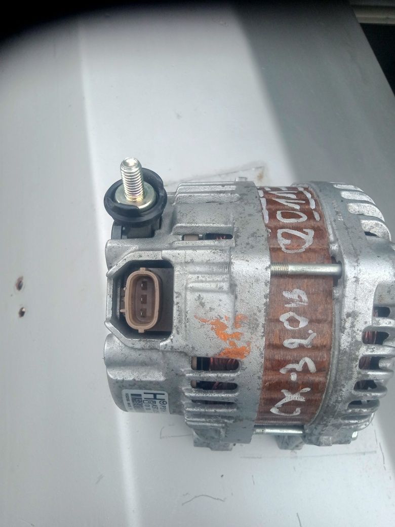 Alternator mazda cx3  12v100am
