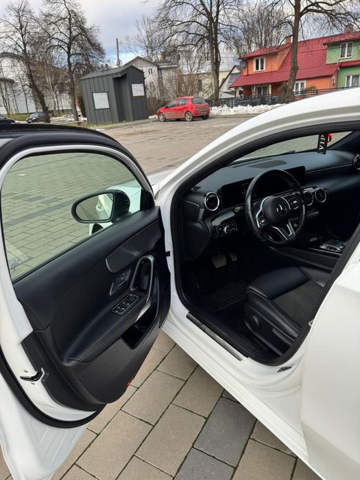 Mercedes-Benz A-Klasa W177 • 2018 • Automat • Bogate wyposażenie