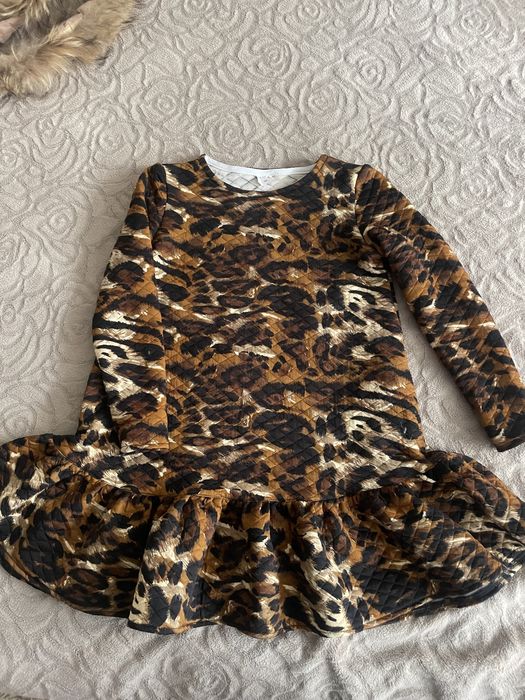 Сукня для дівчинки