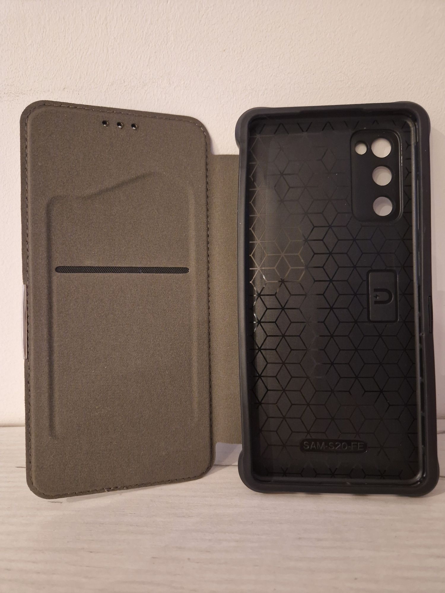 Kabura Razor Carbon Book do Samsung Galaxy S20 FE/Lite czarna