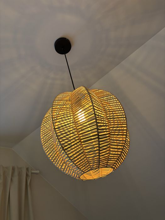 Lampa sufitowa zyrandol kula rattan