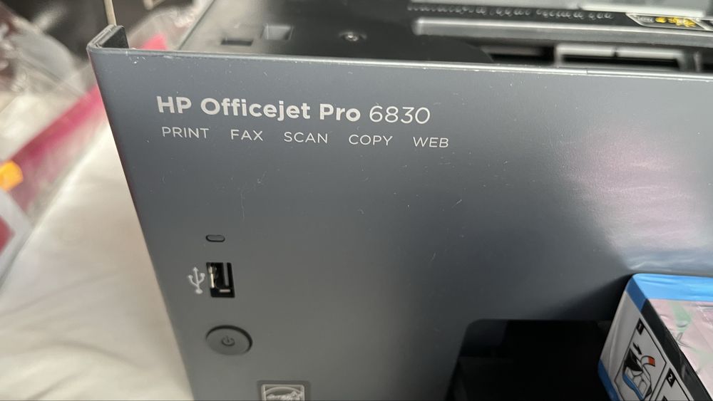 HP OfficeJet Pro 6830 (avariada peças/reparação)