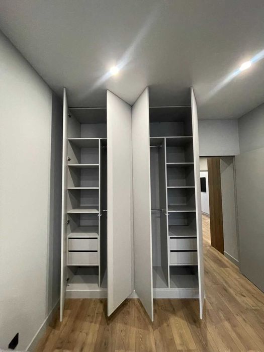 Немовірно світла та красива, двокімнатна квартира, вул. Молодіжна 5