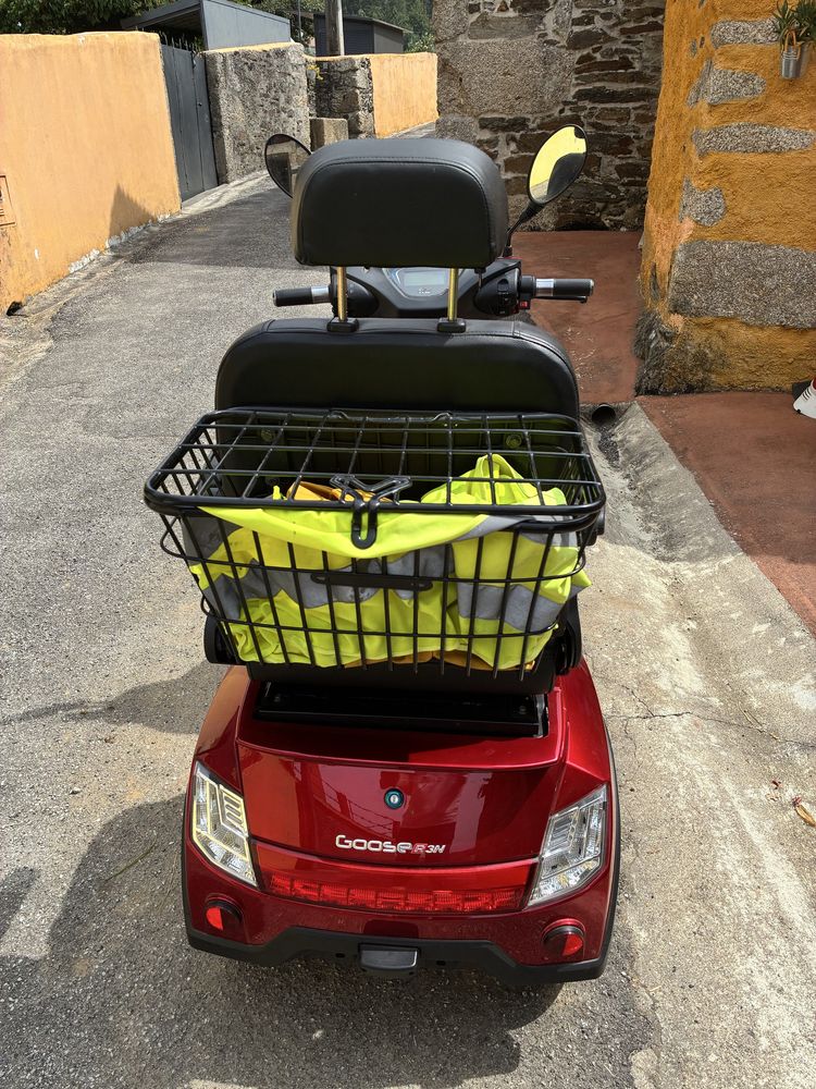 Cadeira de Rodas Eléctrica