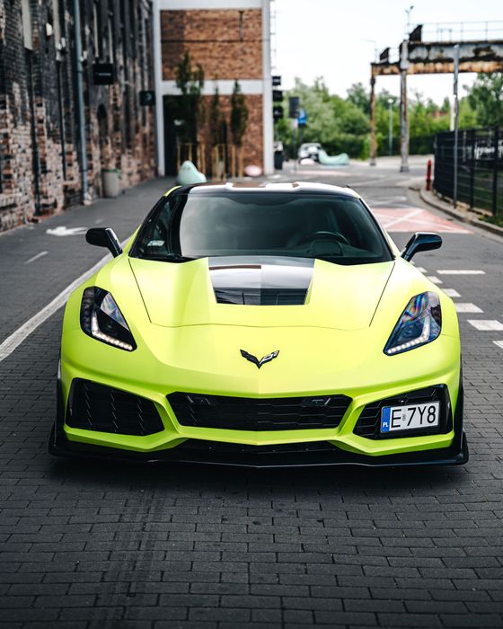 Wynajem Chevrolet Corvette C7 6.2 V8 Targa - wypożyczalnia samochodów