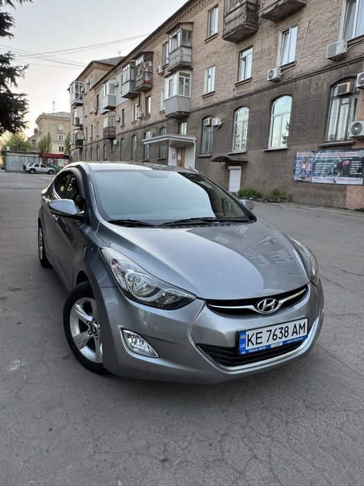 Продам офіційну хундай елантру 2013 року автомат
