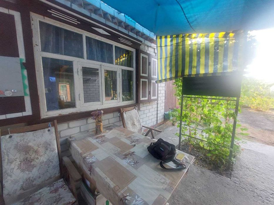 Будинок в дачному кооперативі "Дніпровський залив"[]