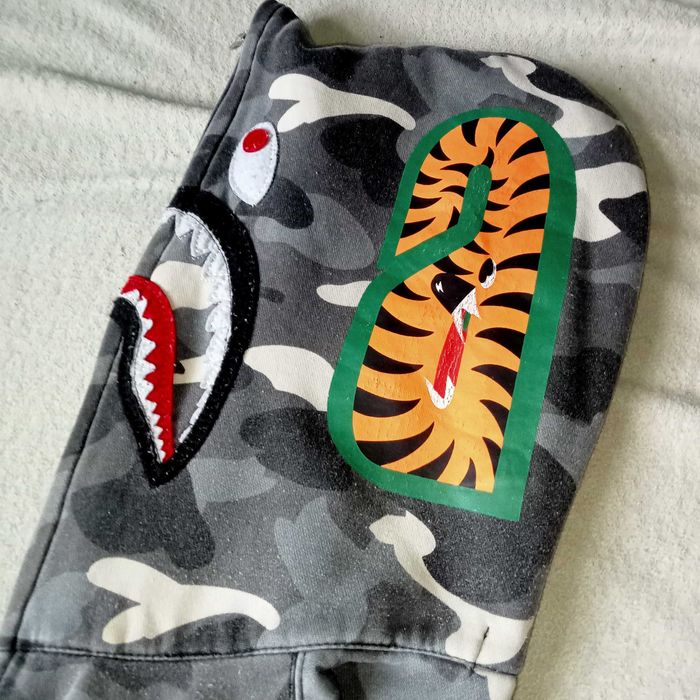 Orginalna bluza bape shark s