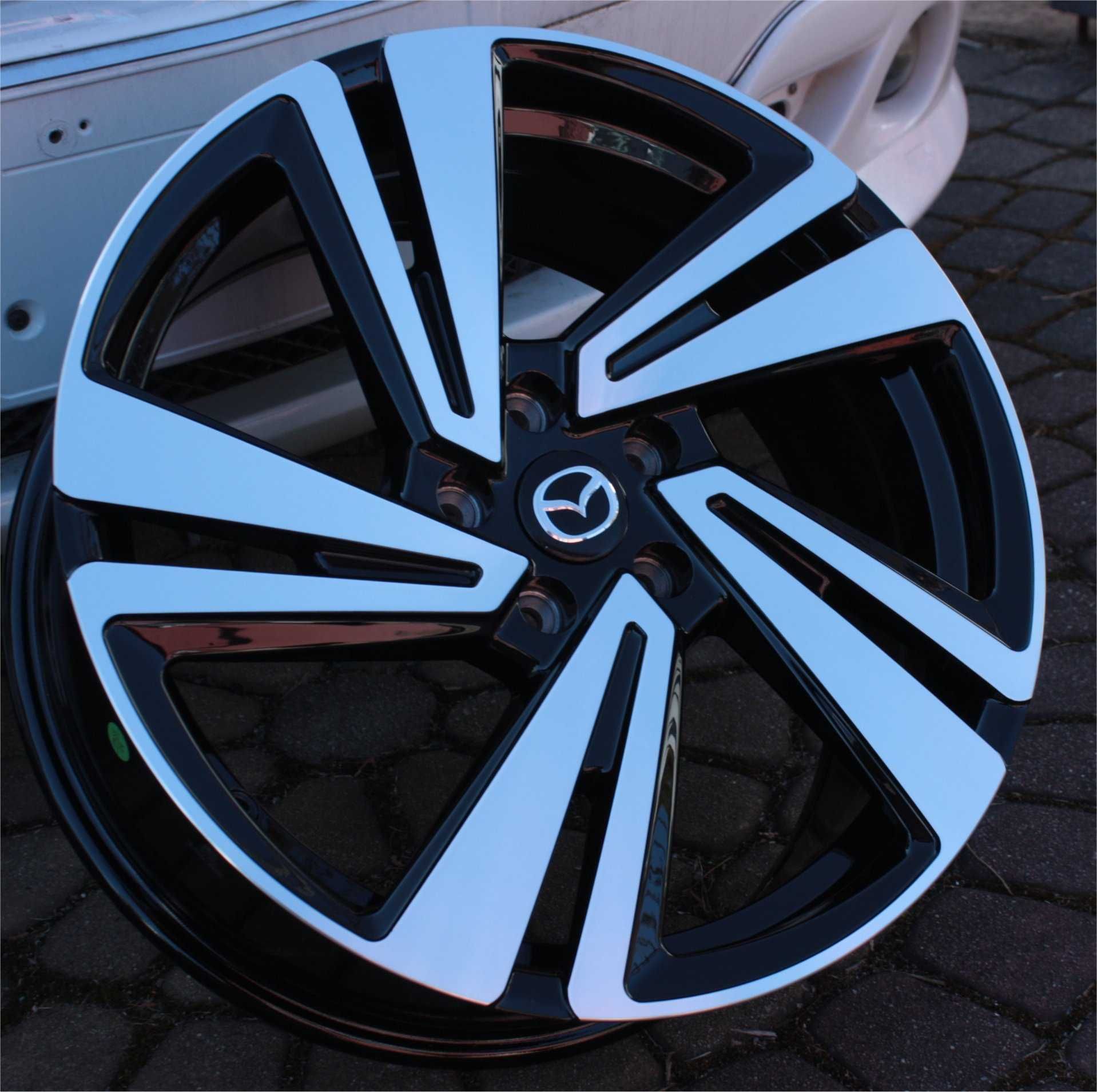 Nowe alufelgi felg 18 5x114,3 Honda CR-V CR-Z FR-V HR-V ZR-V ET45 ET50