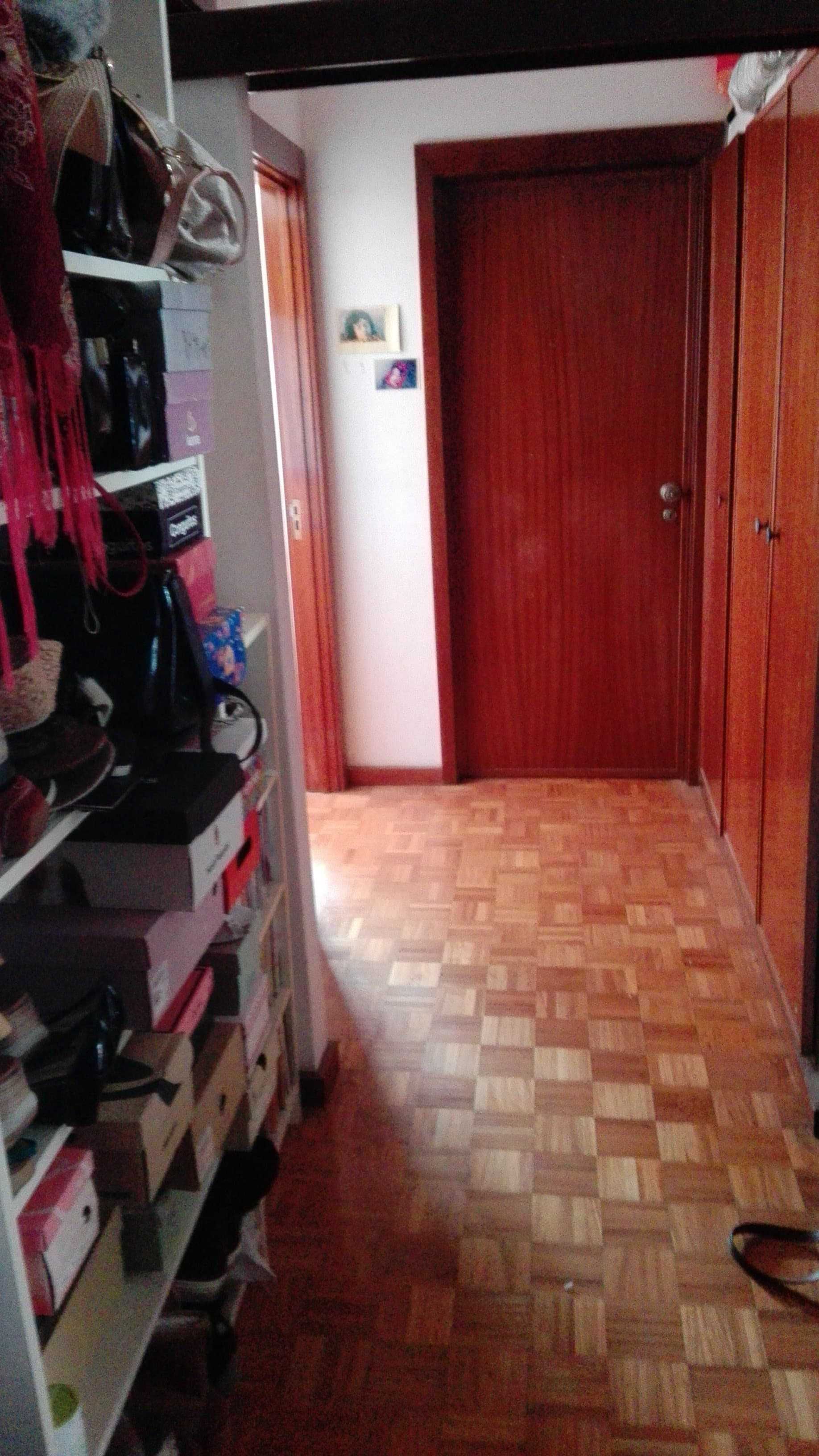Quarto individual para arrendar em Vila Nova de Gaia