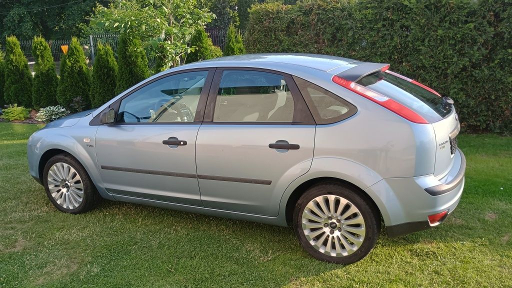 Ford Focus MK2 1.6 benzyna BDB stan Klima Alu