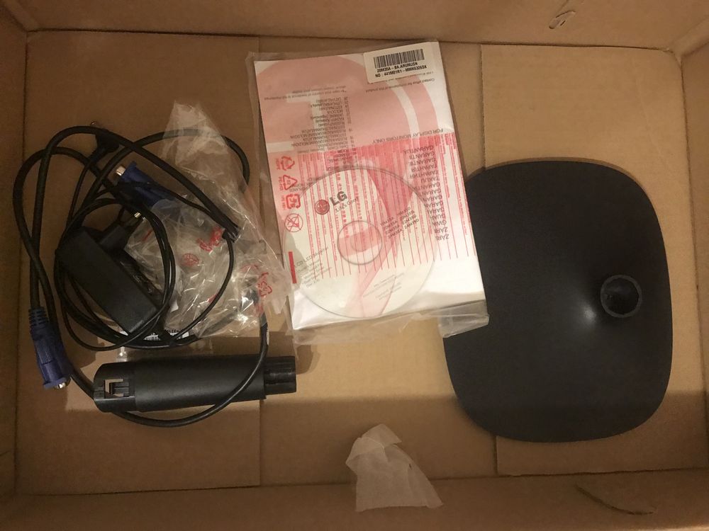 Монітор LG 49 cm, 20”