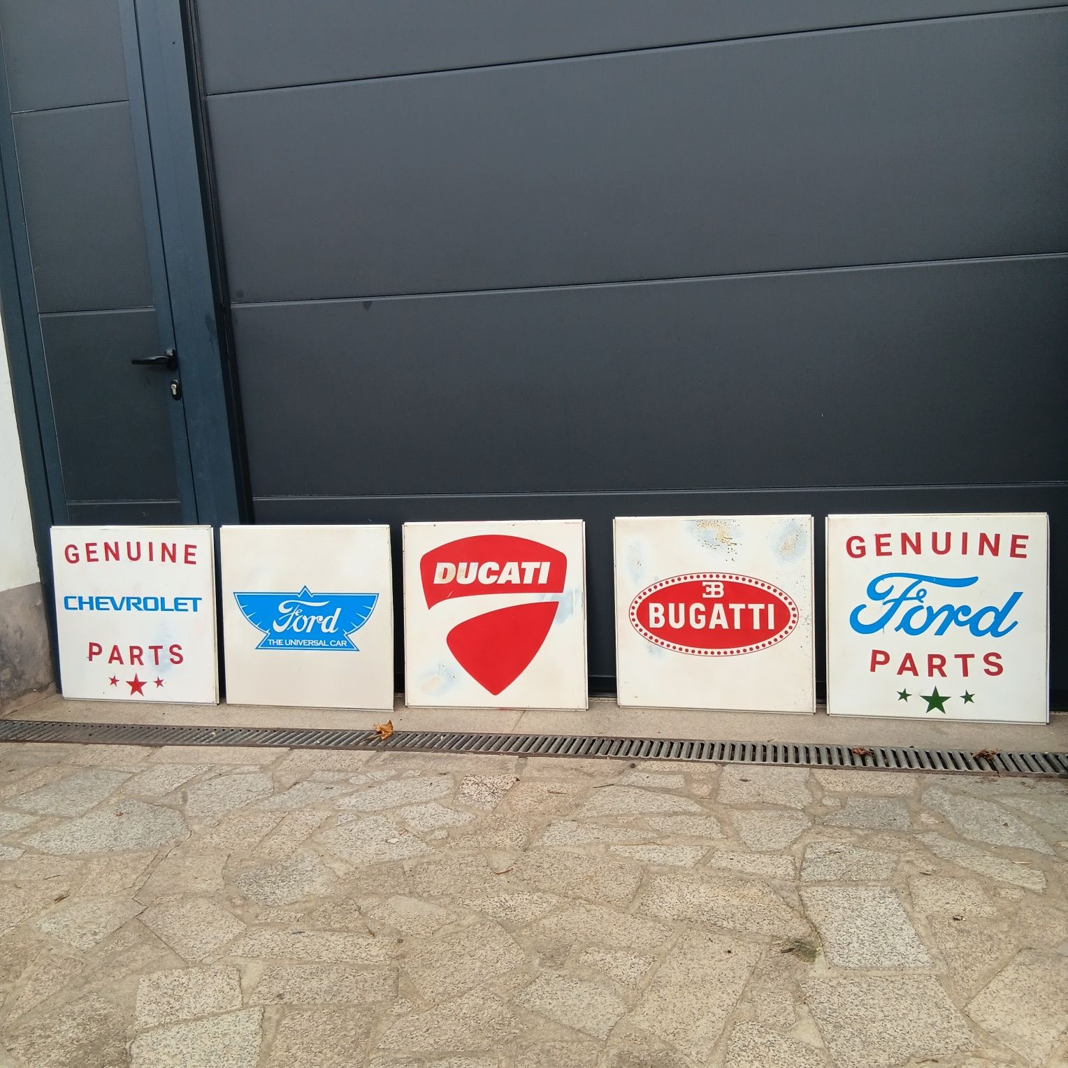 Chapas  reclames, marcas antigas, decoração