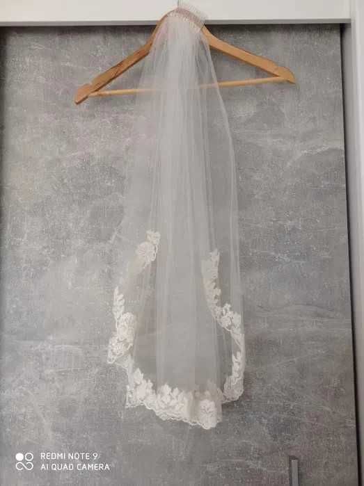 Suknia ślubna - zestaw- welon,  pokrowiec, bolerko